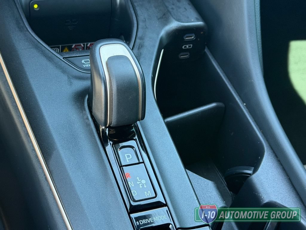 Used 2023 Toyota Crown Platinum w/ Carpet Mat Package (TMS) AWD/4WD image 33
