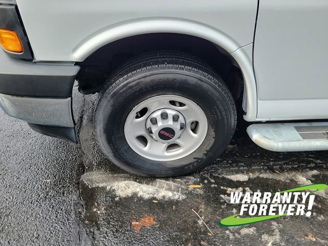 Used 2024 GMC Savana 2500 w/ Driver Convenience Package image 18