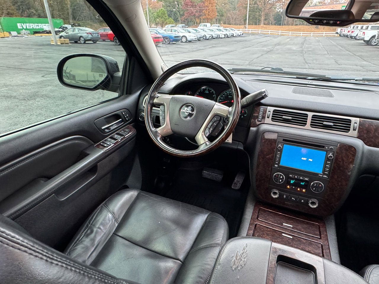 Used 2011 GMC Yukon XL Denali image 24