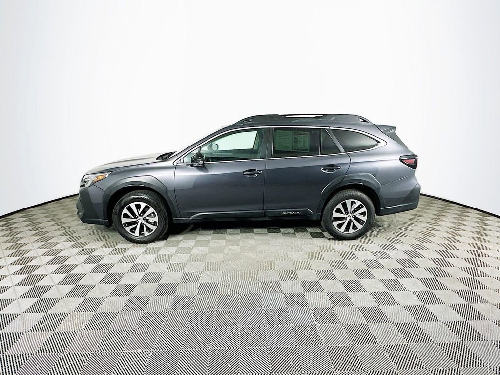 Certified 2025 Subaru Outback Premium image 6