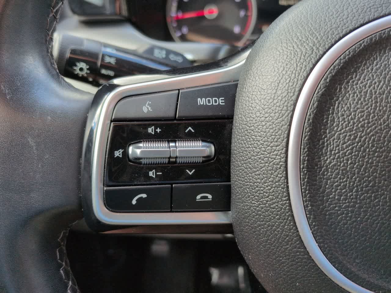Used 2023 Kia Sorento S w/ Panoramic Sunroof Package FWD image 26
