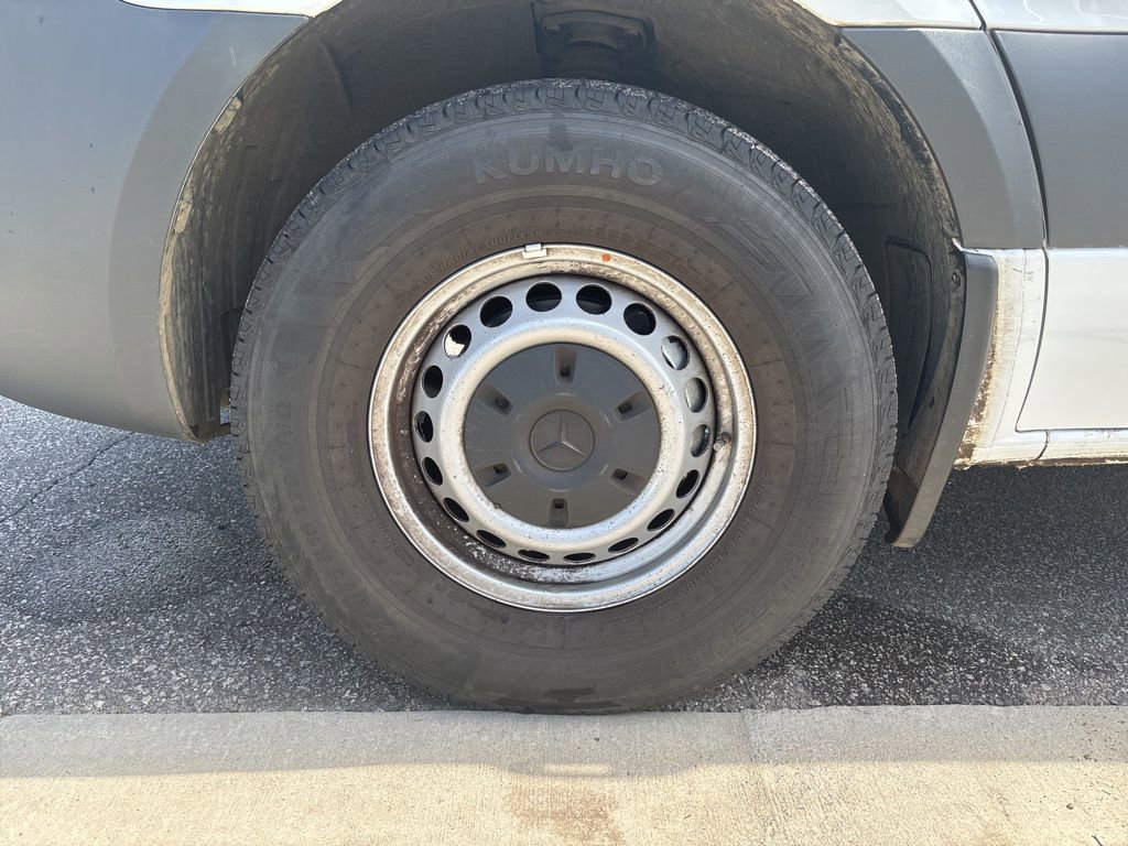 Used 2024 Mercedes-Benz Sprinter 2500 image 17