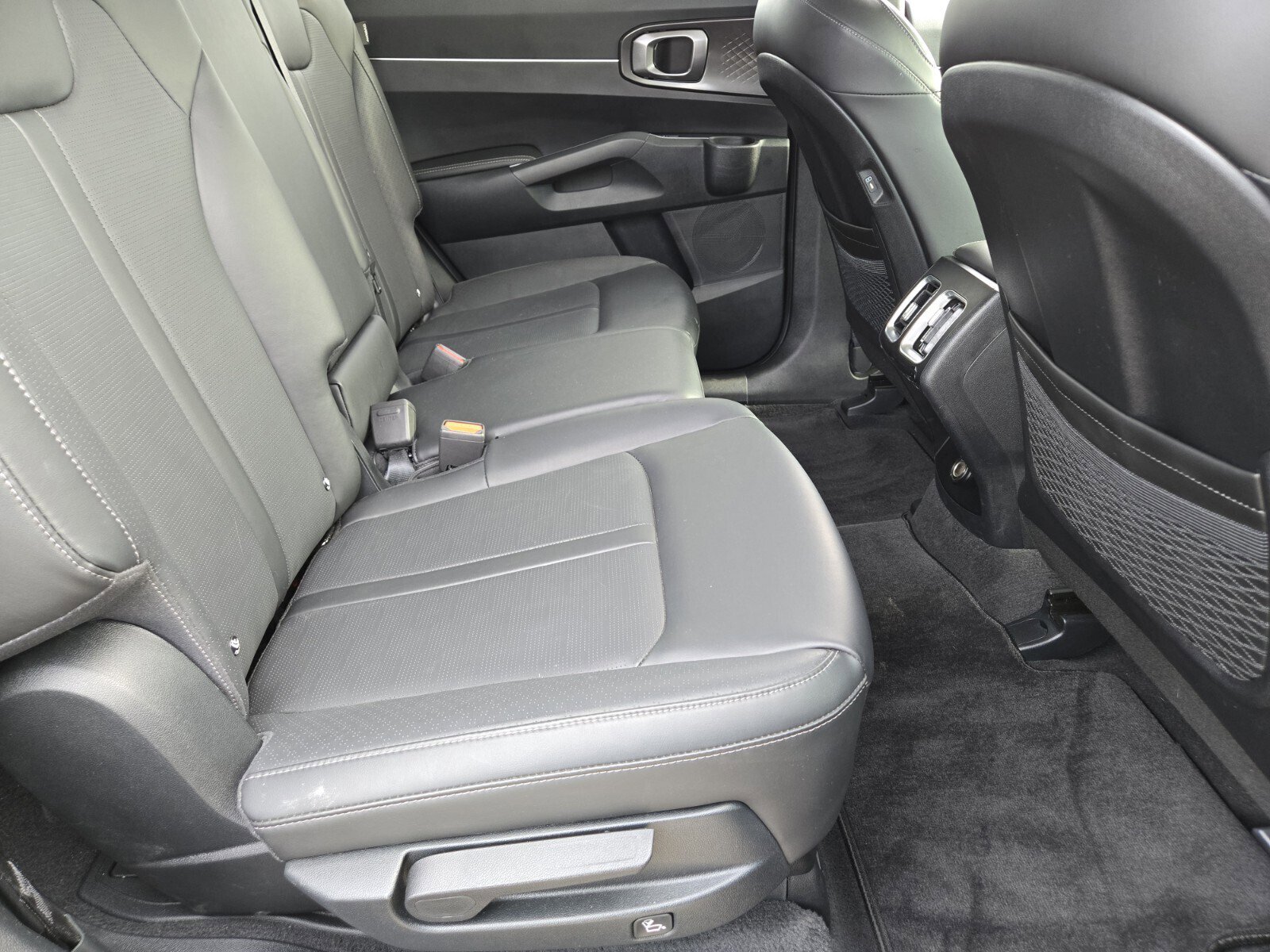 Certified 2025 Kia Sorento S image 15