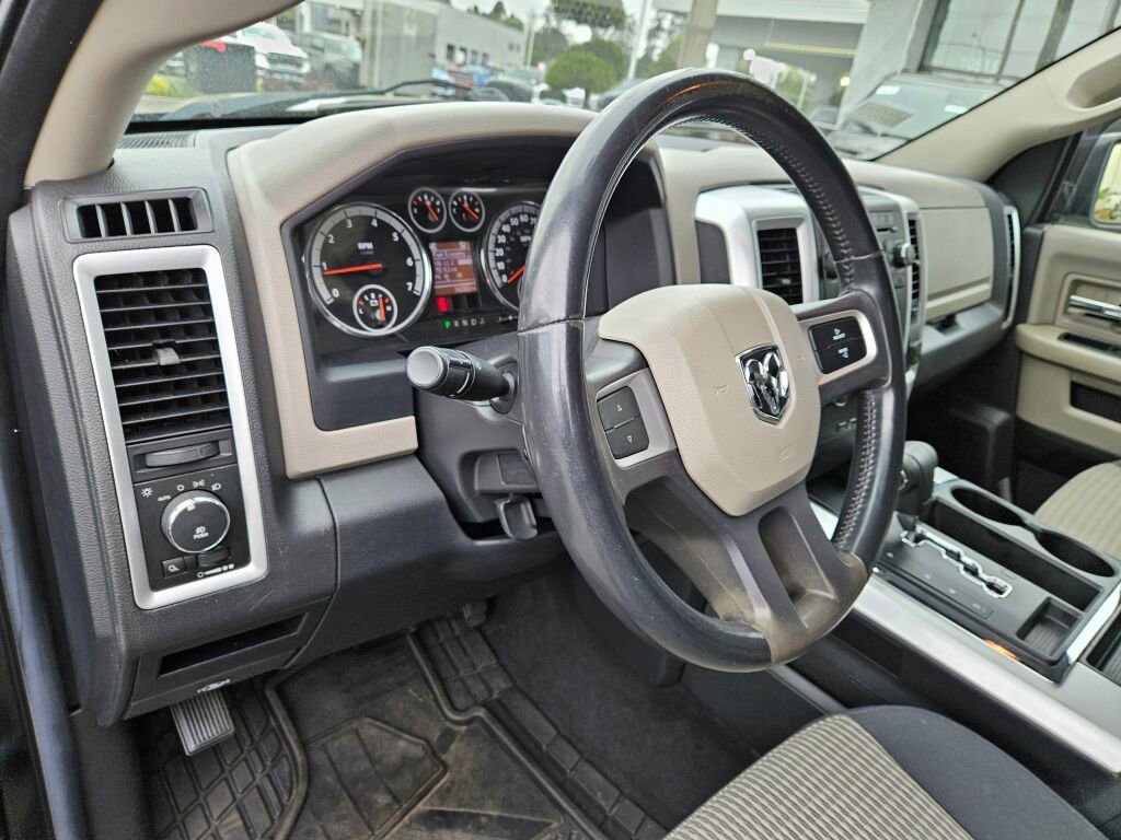 Used 2011 RAM 1500 Classic SLT w/ SLT Plus D←cor Group AWD/4WD image 16