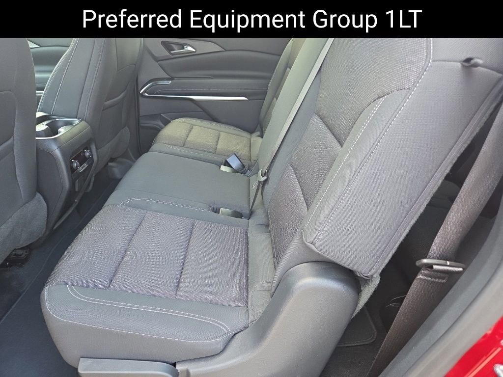 Used 2024 Chevrolet Traverse LT w/ Midnight/Sport Edition AWD/4WD image 12