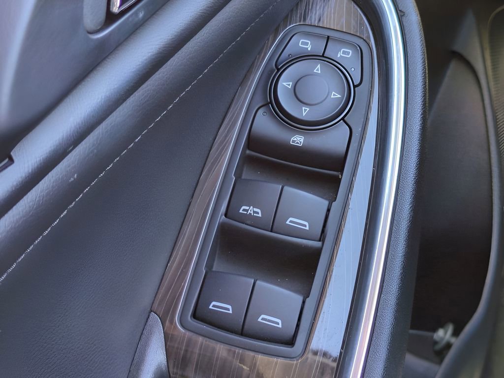 Used 2022 Chevrolet Malibu Premier image 25