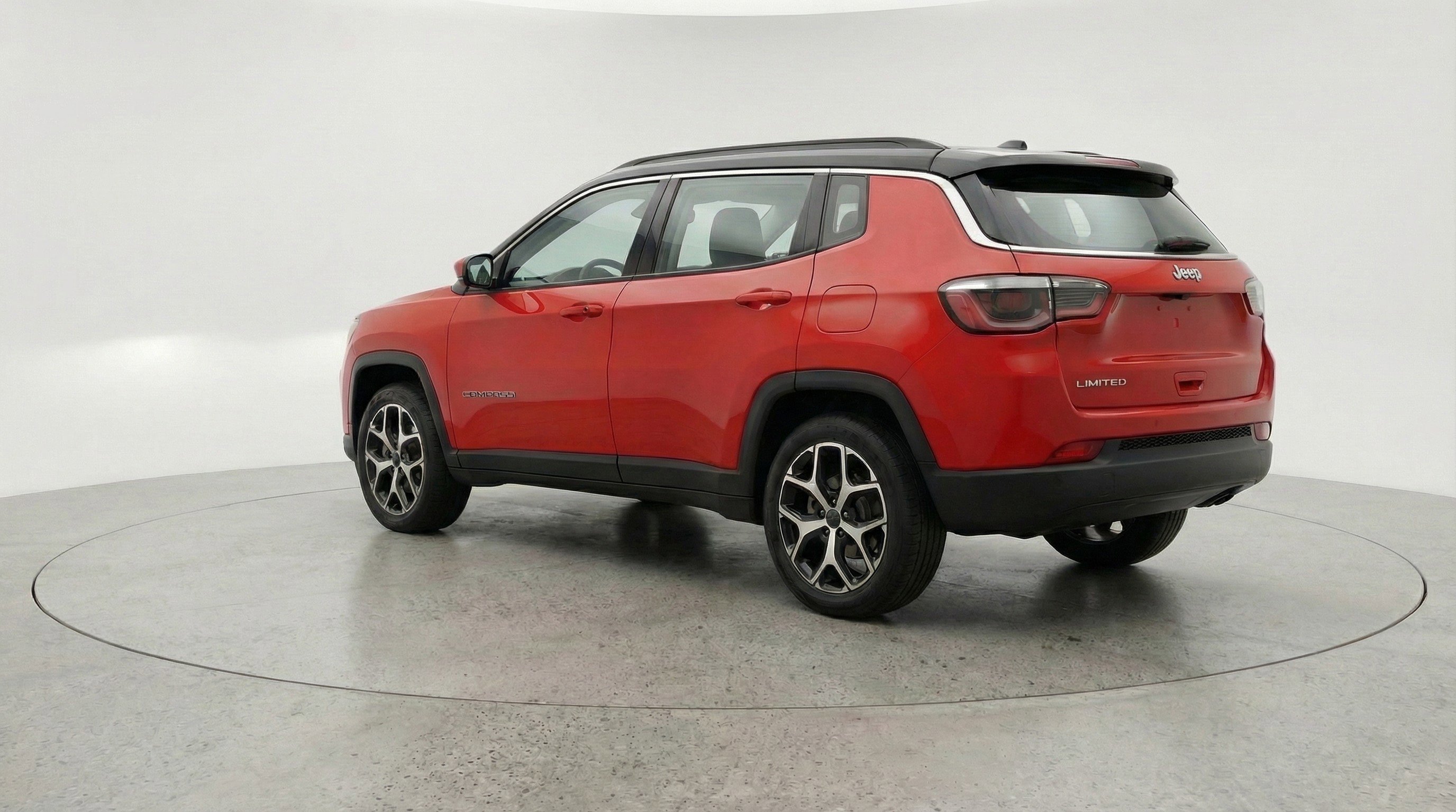 Used 2025 Jeep Compass Limited image 6