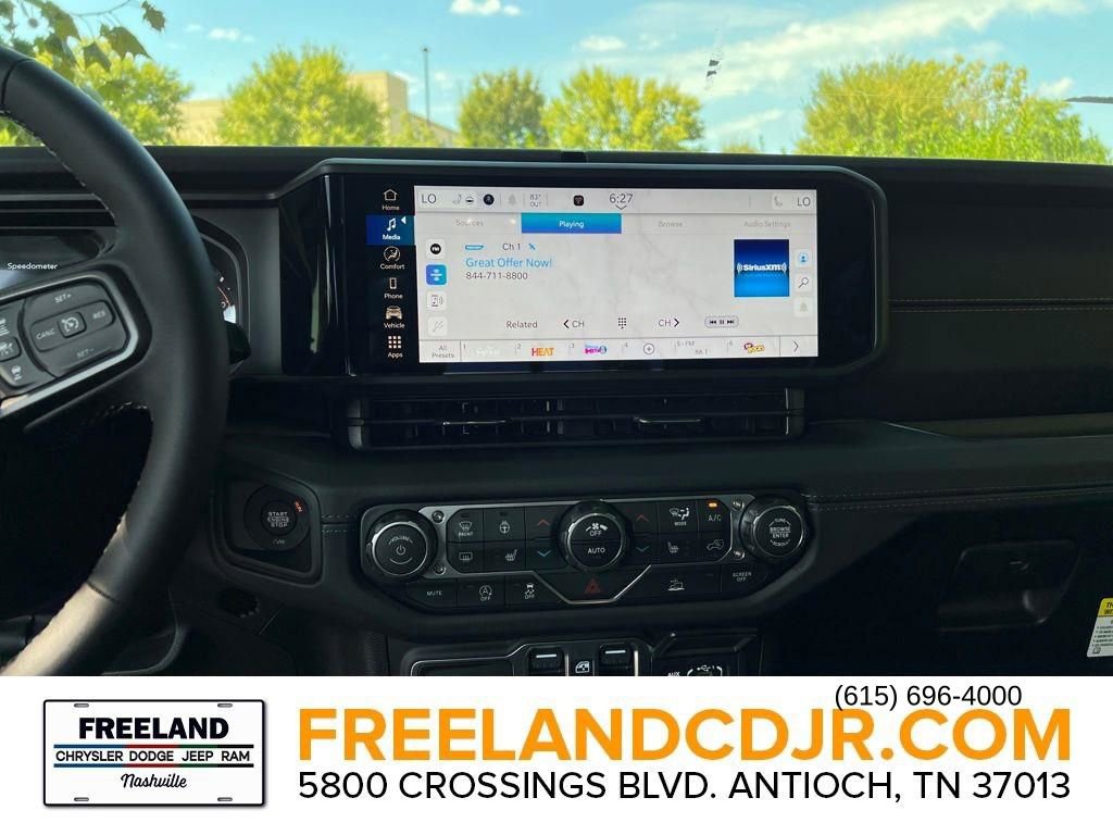 New 2025 Jeep Gladiator High Tide image 21