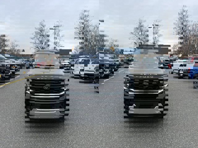 Certified 2025 Ford Expedition Max Platinum image 2