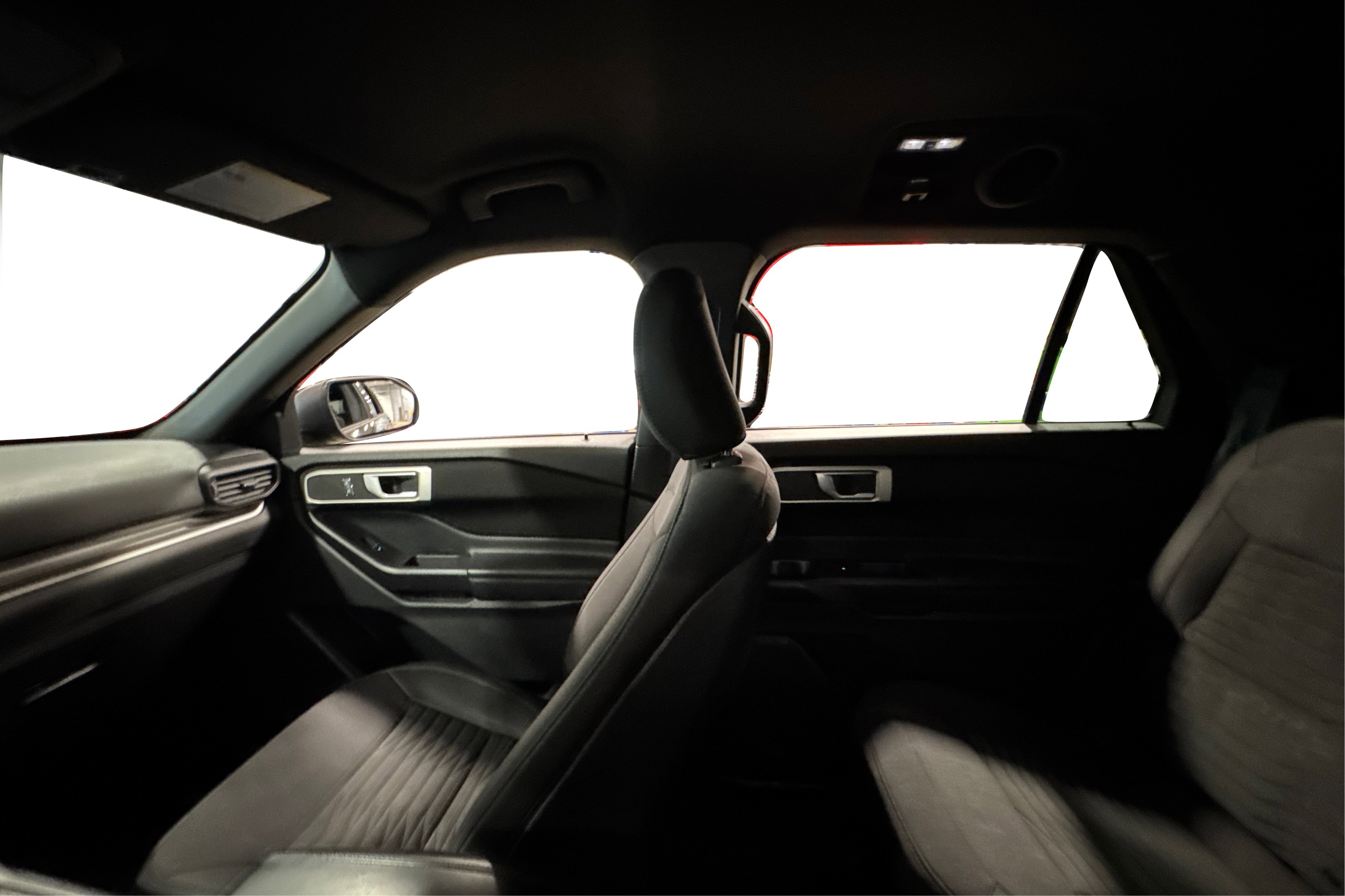 Used 2020 Ford Explorer XLT w/ Comfort Package AWD/4WD image 40