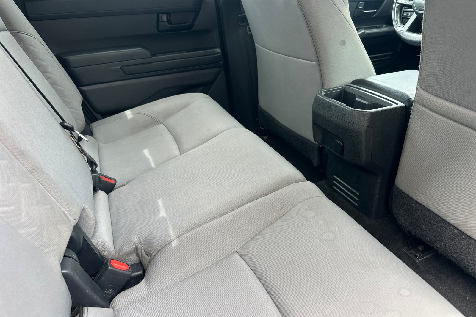Used 2024 Toyota Tacoma SR5 AWD/4WD image 18