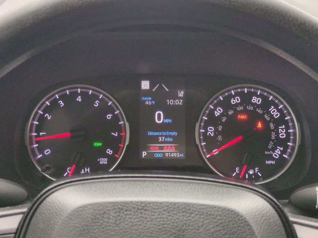 Used 2021 Toyota RAV4 XLE image 25