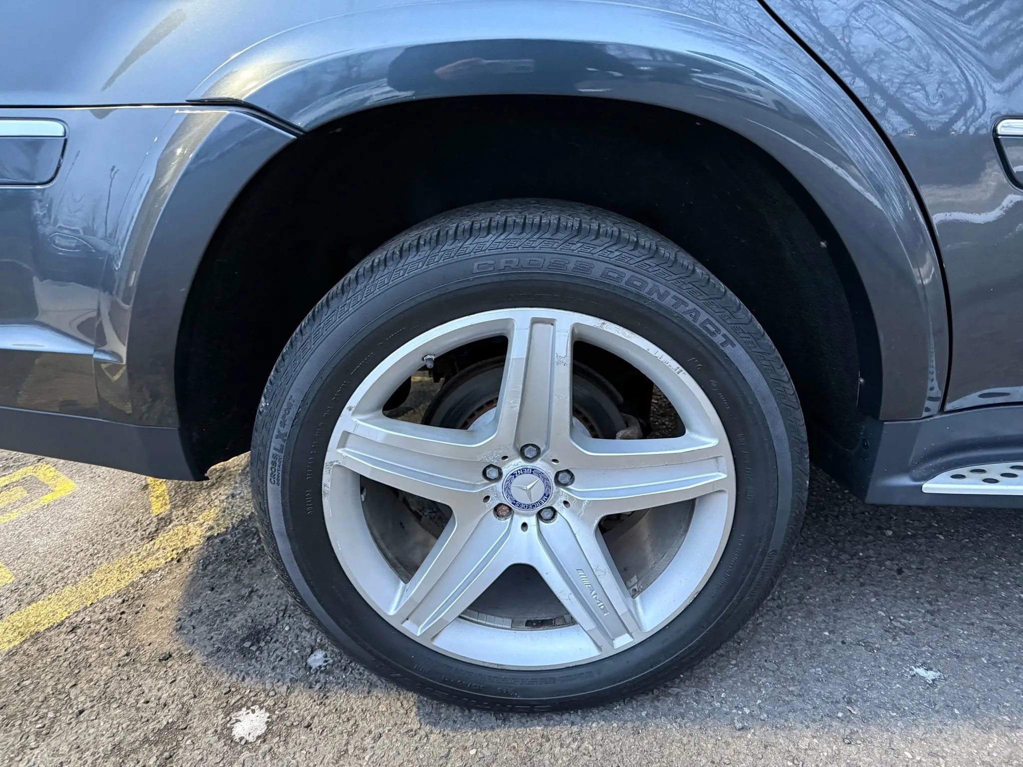 Used 2012 Mercedes-Benz GL 550 GL 550 4MATIC Sport Utility 4D image 36