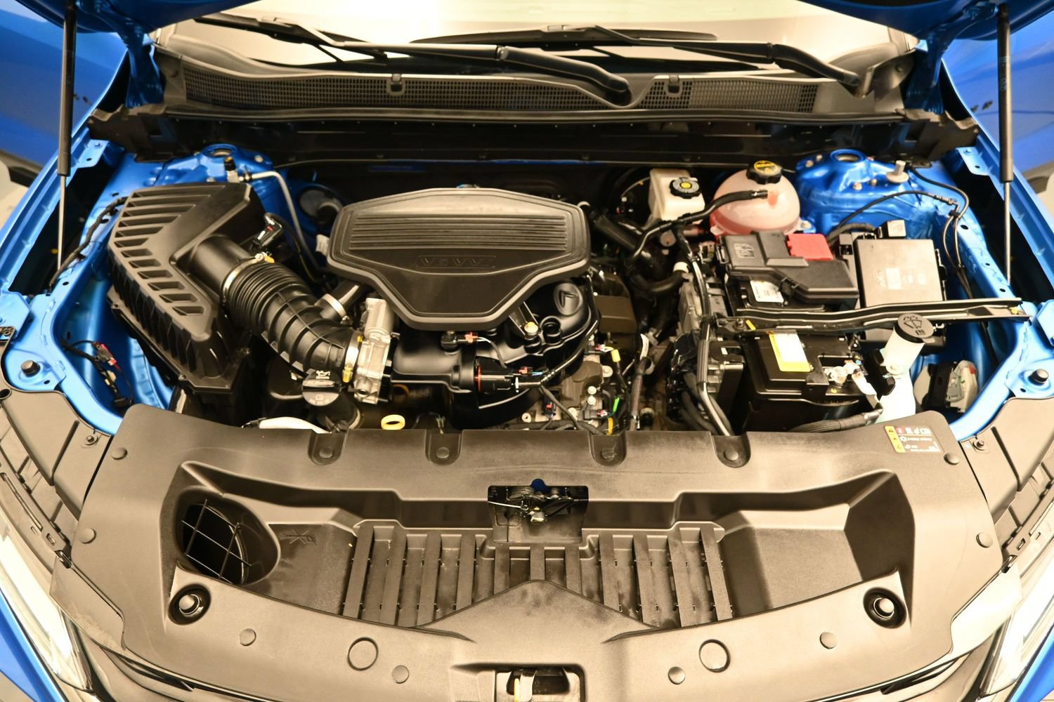 Used 2024 Chevrolet Blazer RS w/ Driver Confidence II Package FWD image 8