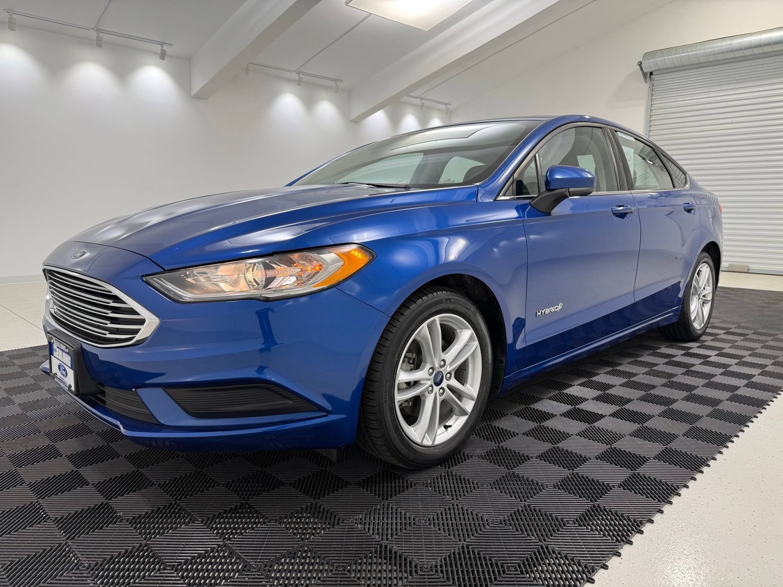 Used 2018 Ford Fusion S FWD image 3