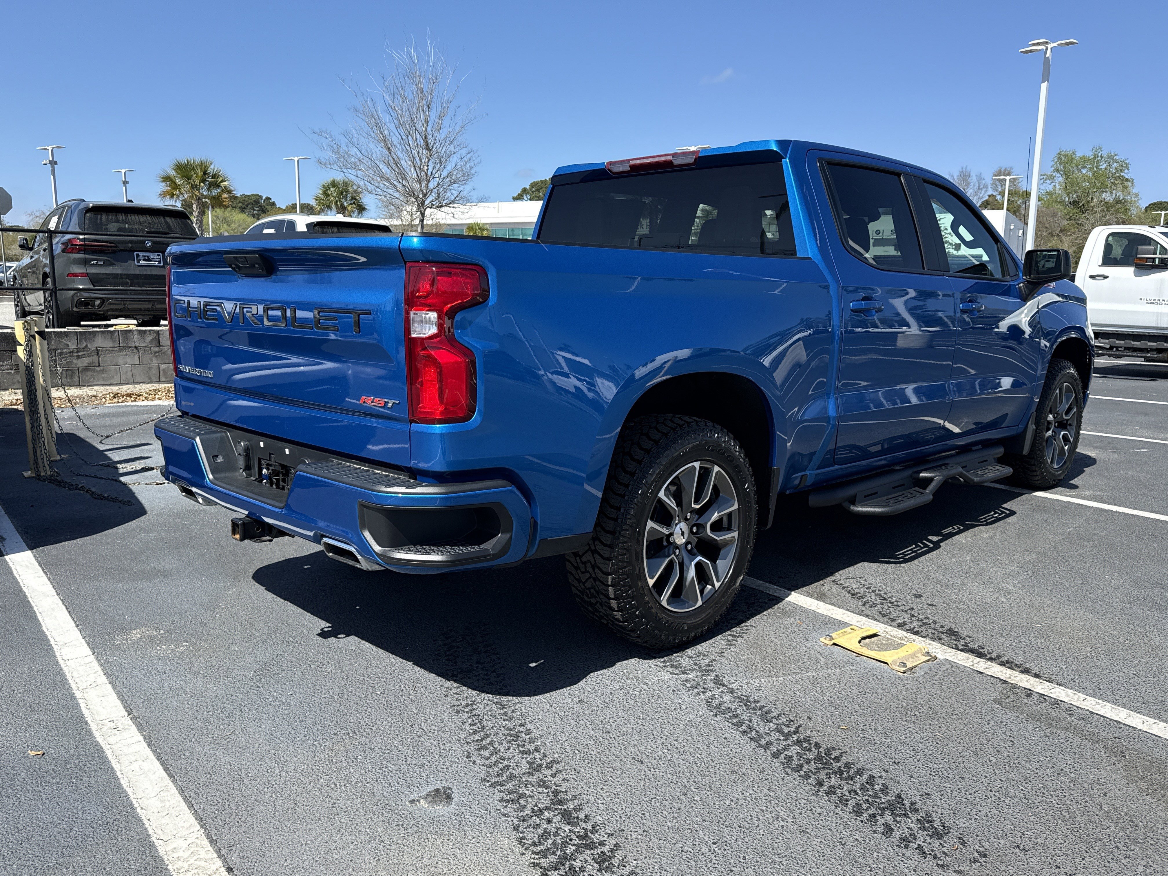 Used 2023 Chevrolet Silverado 1500 RST AWD/4WD image 17