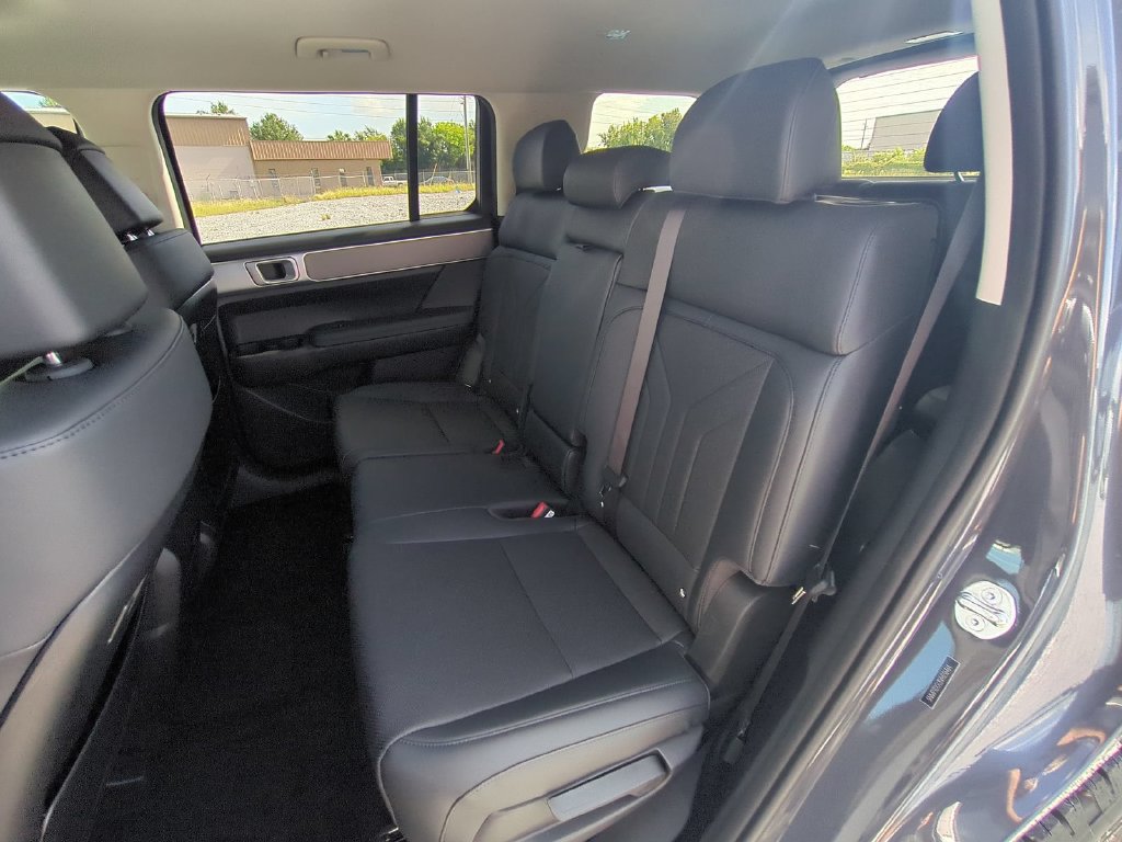 New 2027 Hyundai Santa Fe XRT AWD/4WD image 17