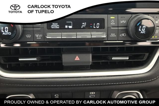 Used 2024 Toyota Grand Highlander AWD image 34