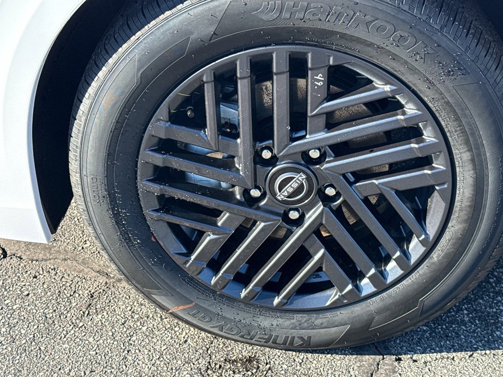 New 2026 Nissan Sentra SV image 8