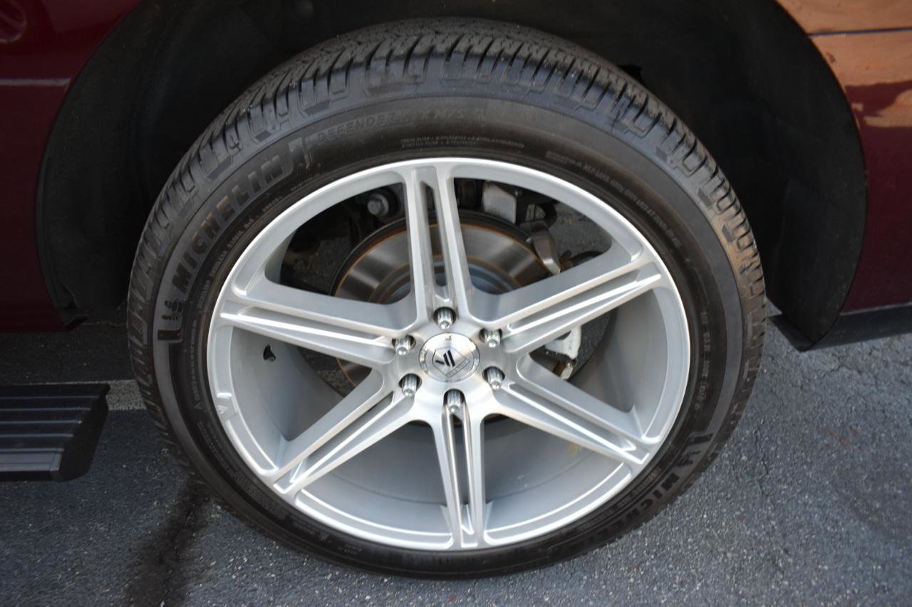 Used 2018 Lincoln Navigator Select RWD image 28