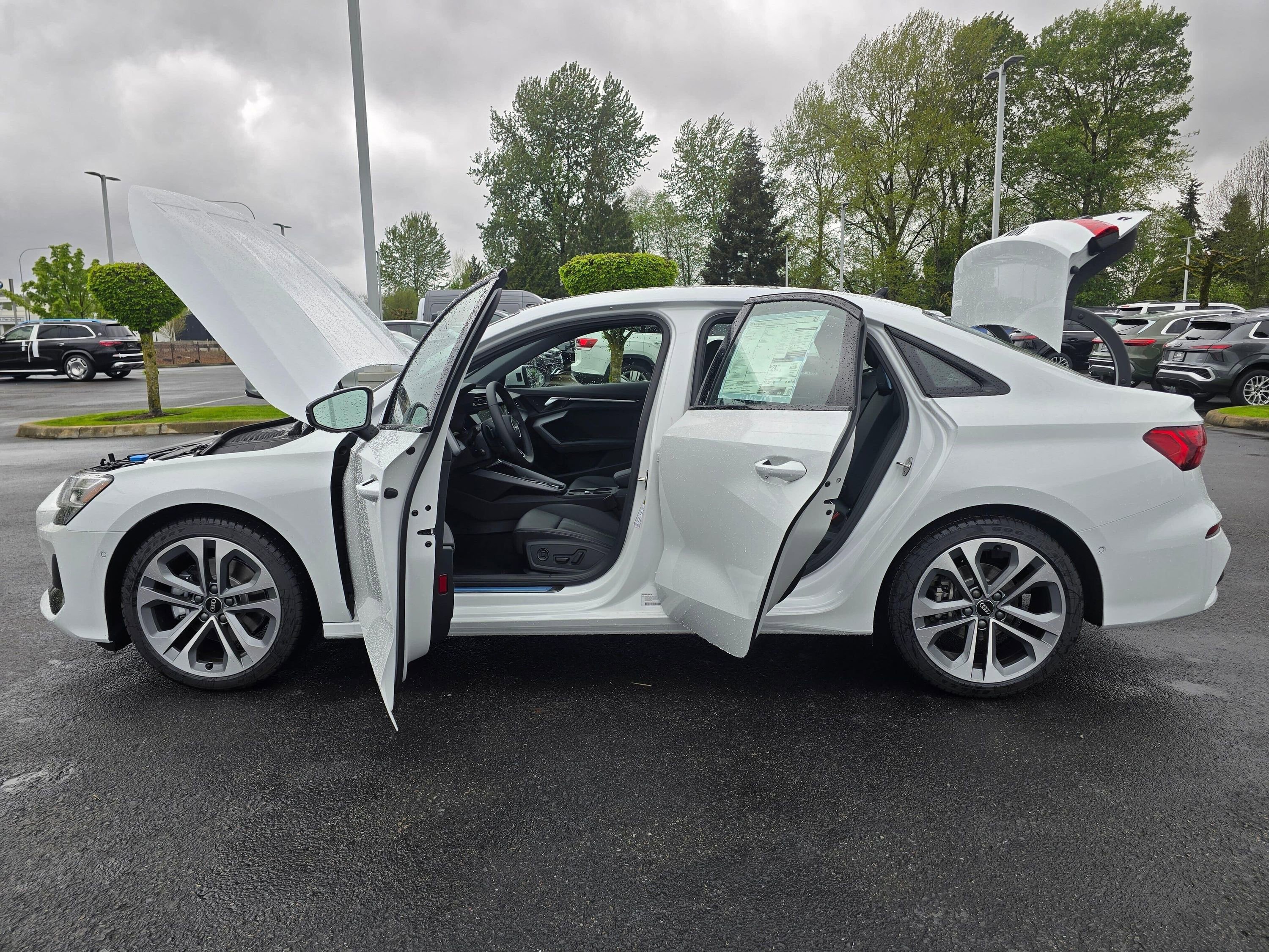 Used 2023 Audi Q4 e-tron Premium Plus RWD image 11