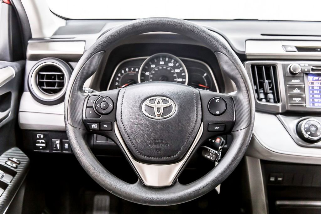 Used 2013 Toyota RAV4 LE FWD image 19