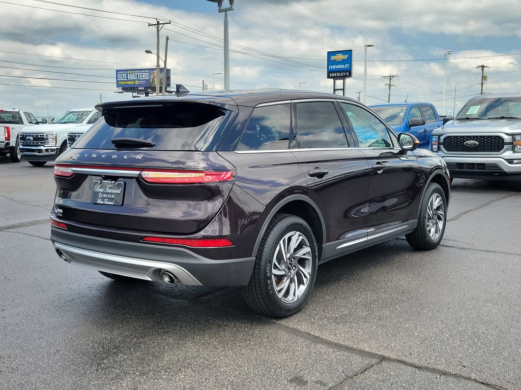 Certified 2023 Lincoln Corsair AWD w/ Equipment Group 101A image 4