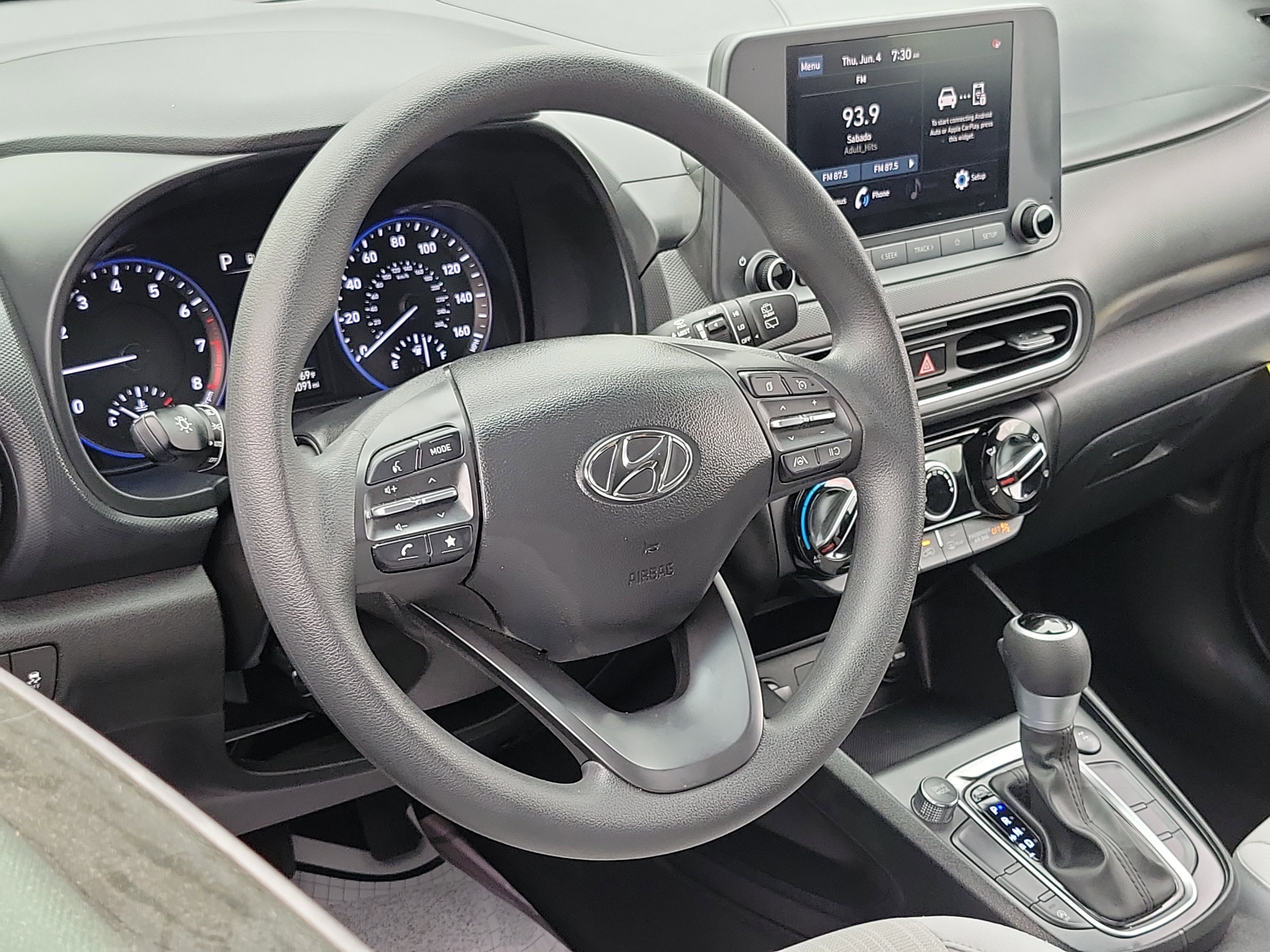 Certified 2023 Hyundai Kona SEL AWD/4WD image 9