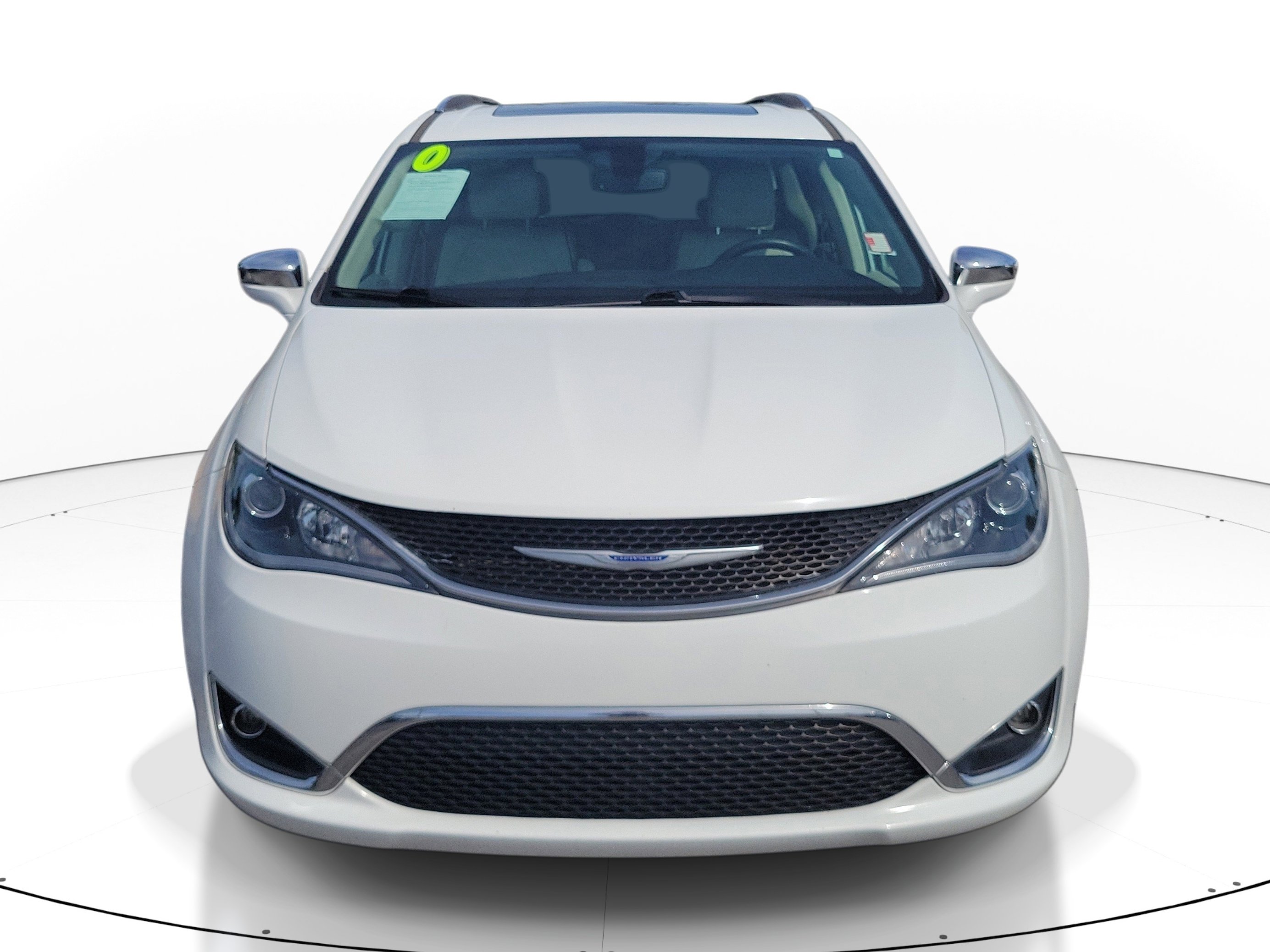 Used 2020 Chrysler Pacifica Limited FWD image 2