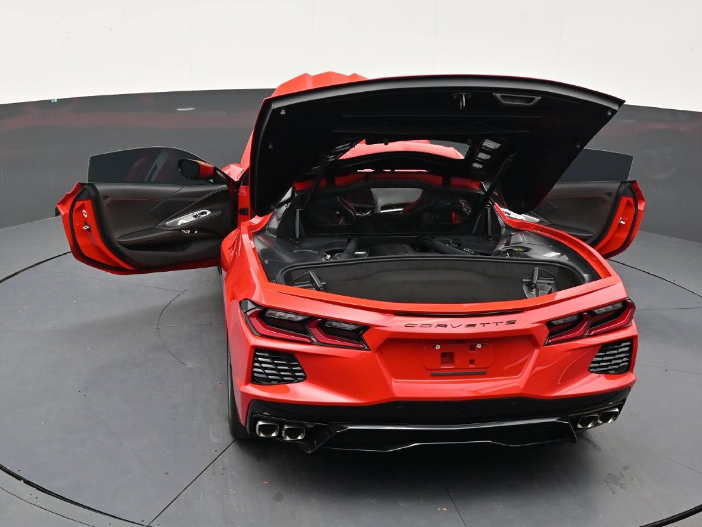 Used 2026 Chevrolet Corvette Stingray Coupe w/ 1LT RWD image 31