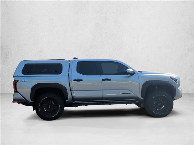 Used 2024 Toyota Tacoma TRD Off-Road w/ TRD Off Road Upgrade Package AWD/4WD image 4