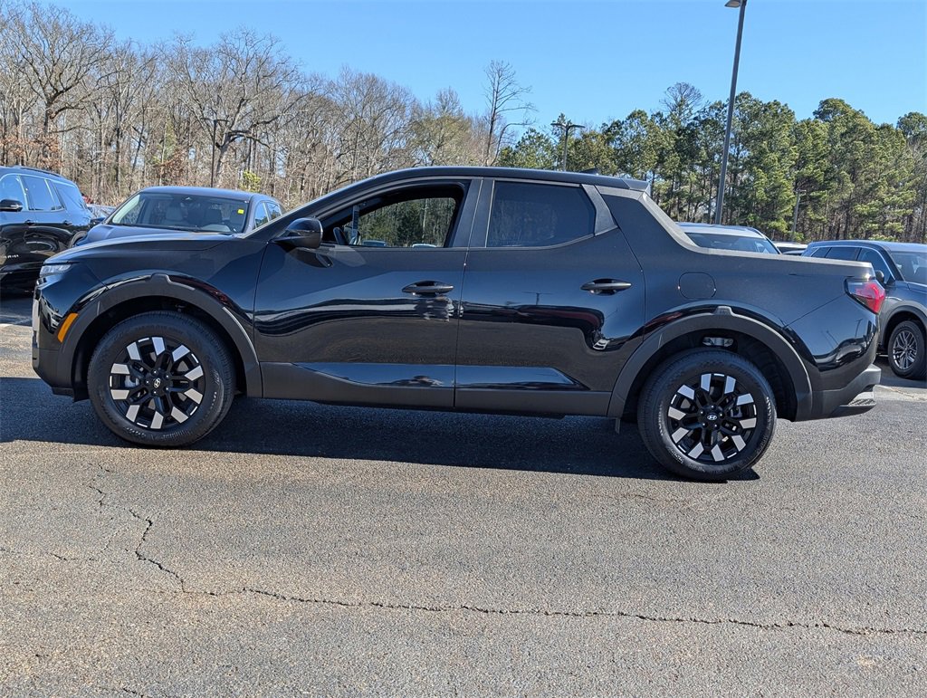 Certified 2025 Hyundai Santa Cruz SE image 7