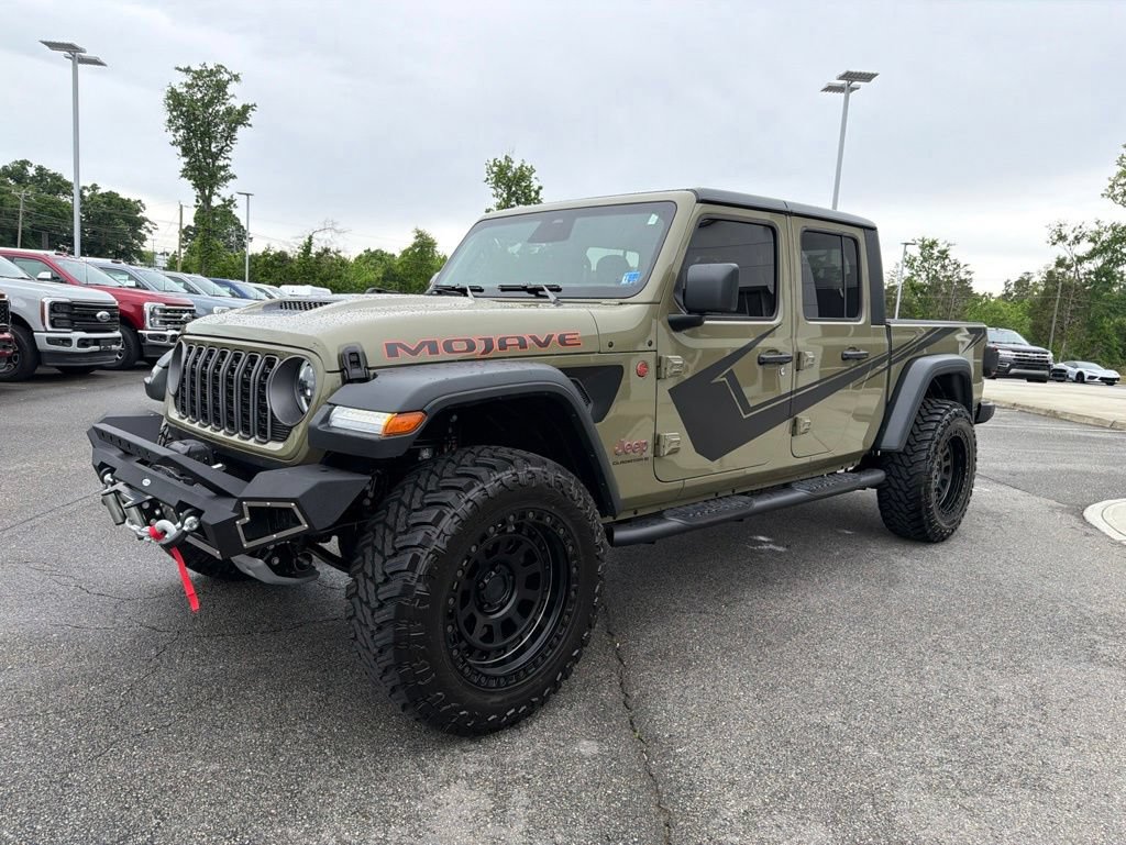 Used 2026 Jeep Gladiator Mojave AWD/4WD image 8