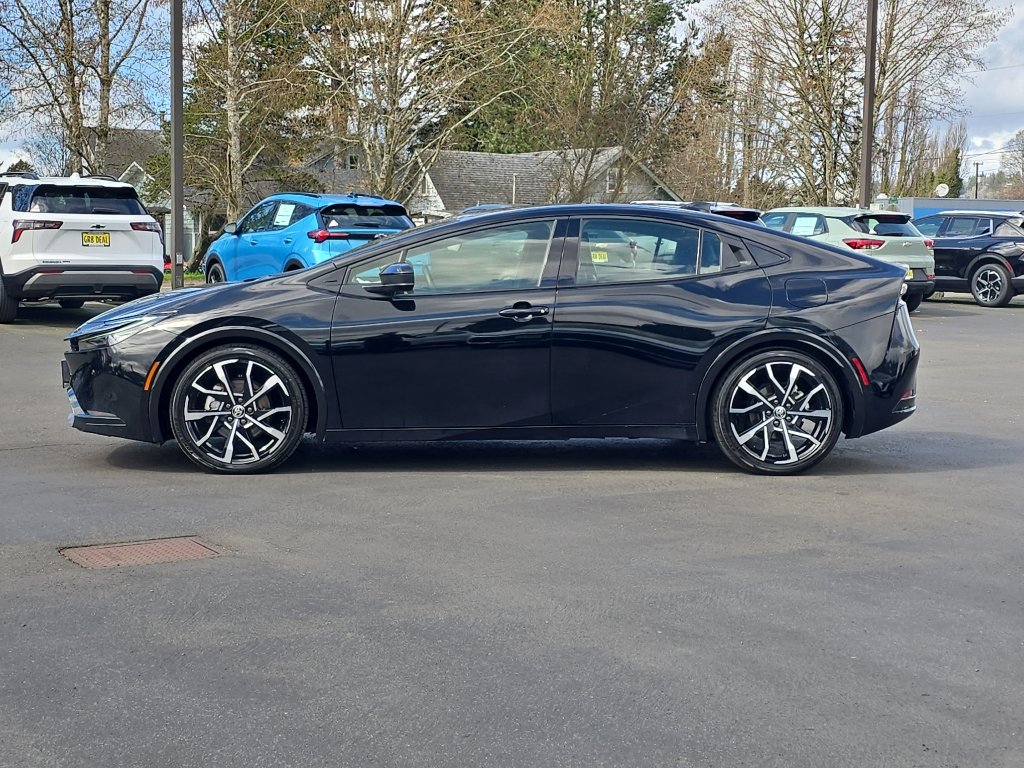 Used 2023 Toyota Prius Prime image 6