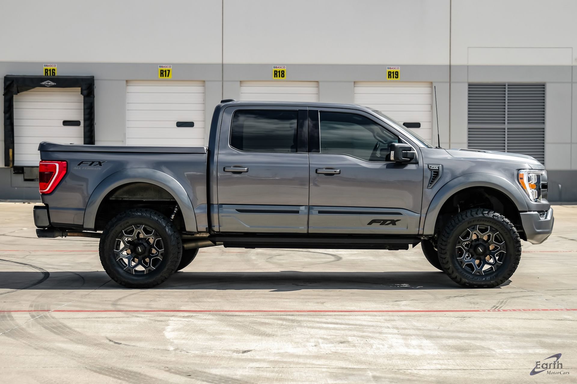 Used 2022 Ford F150 XLT w/ Equipment Group 302A High image 18