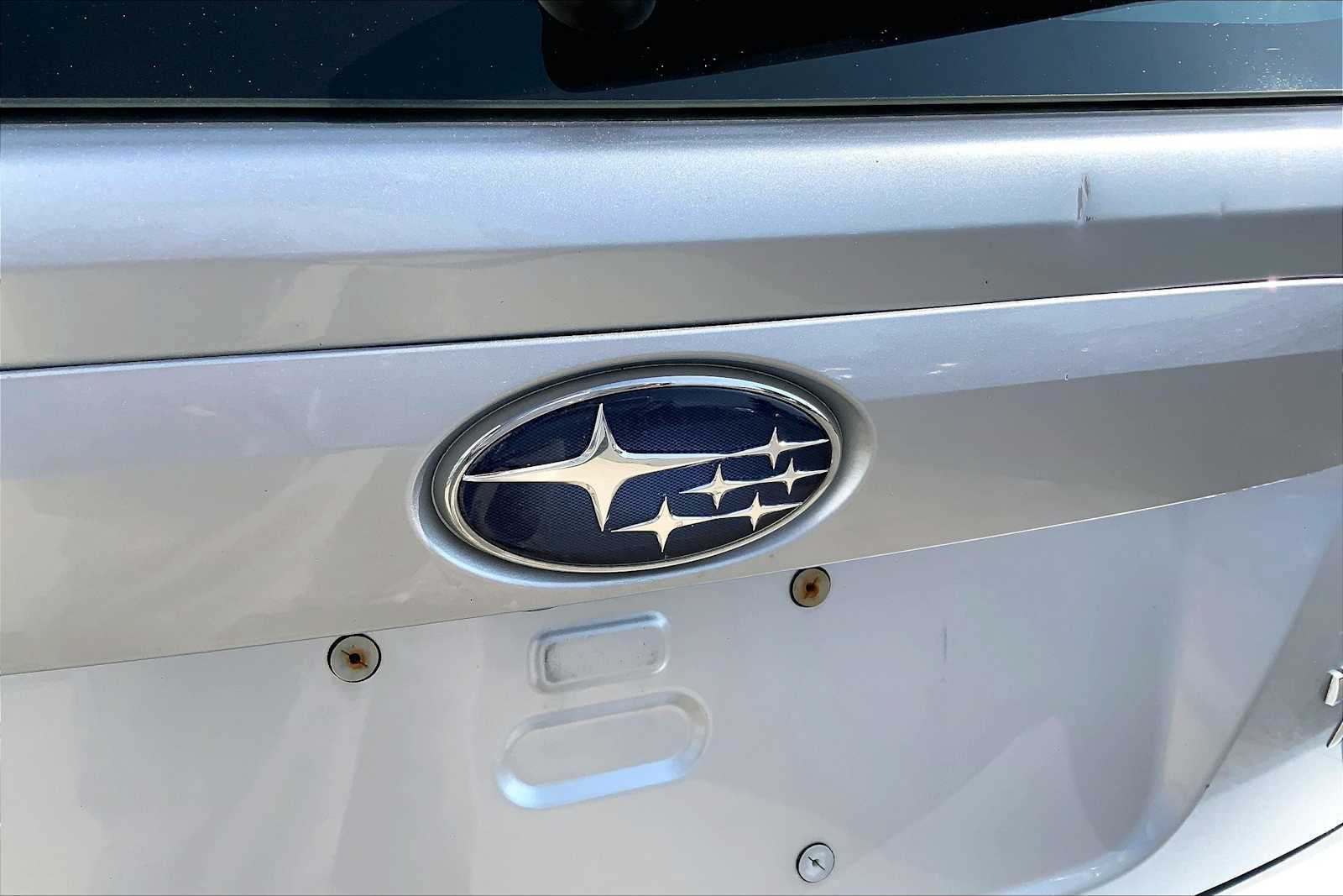 Used 2017 Subaru Impreza 2.0i Limited w/ Popular Package #4A AWD/4WD image 32