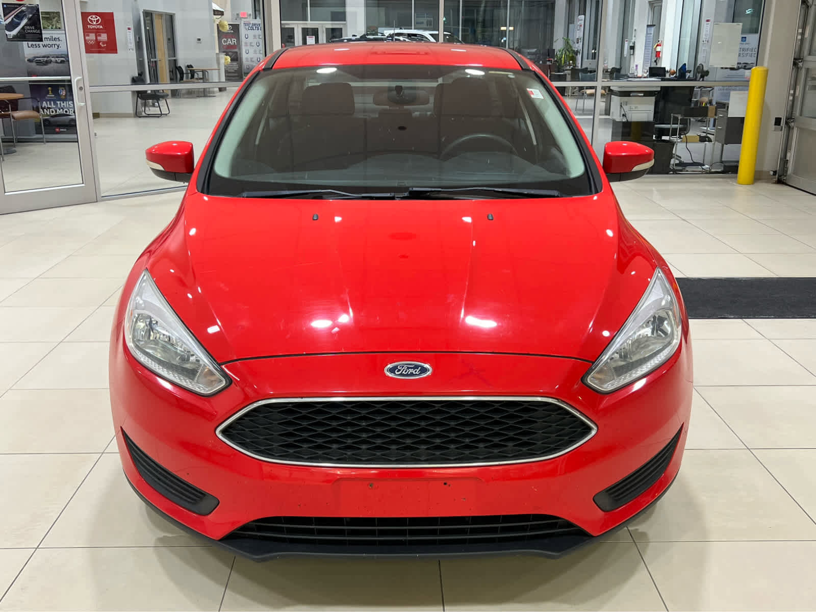 Used 2016 Ford Focus SE image 2