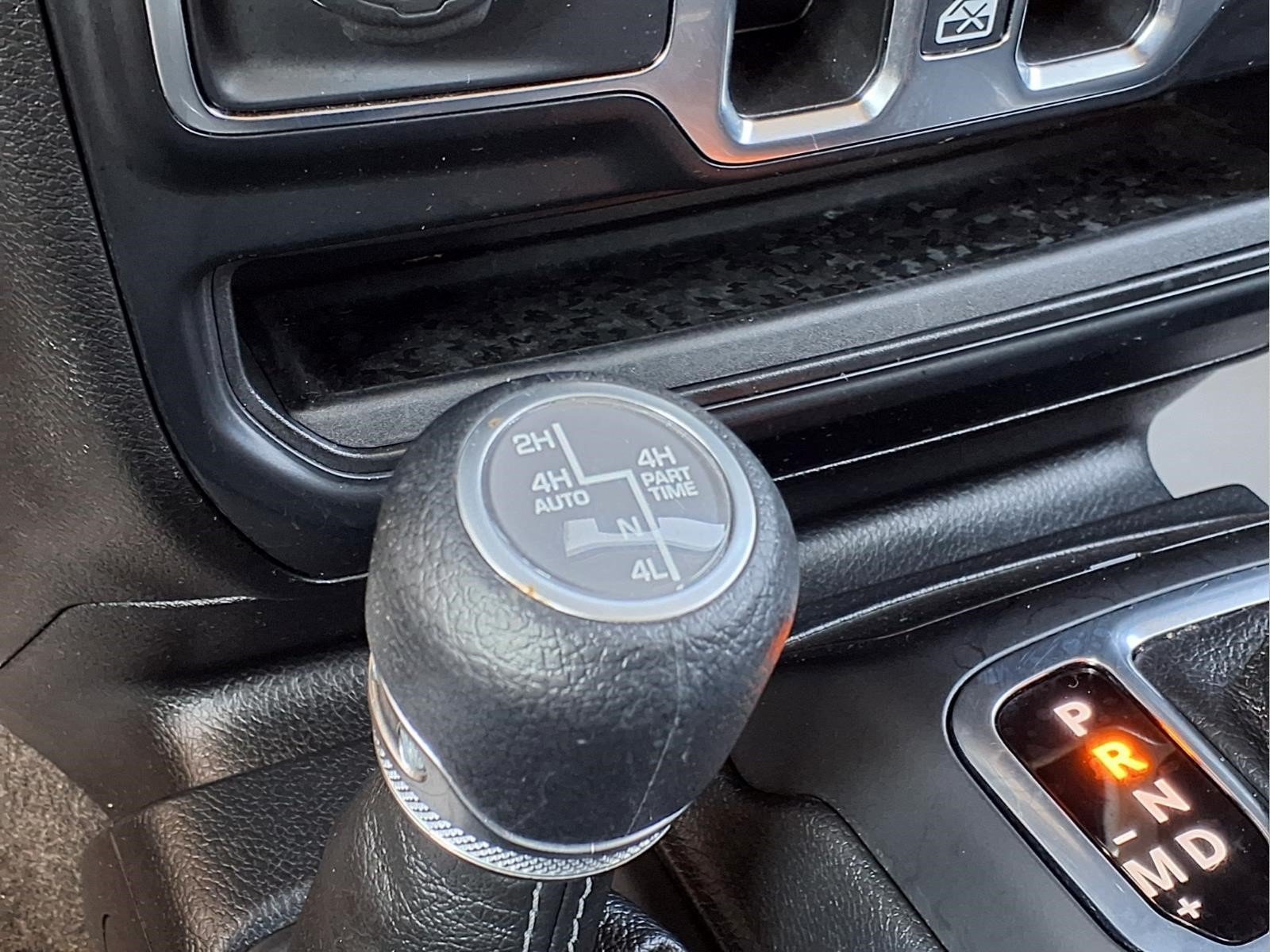Used 2024 Jeep Wrangler Unlimited Sahara AWD/4WD image 14