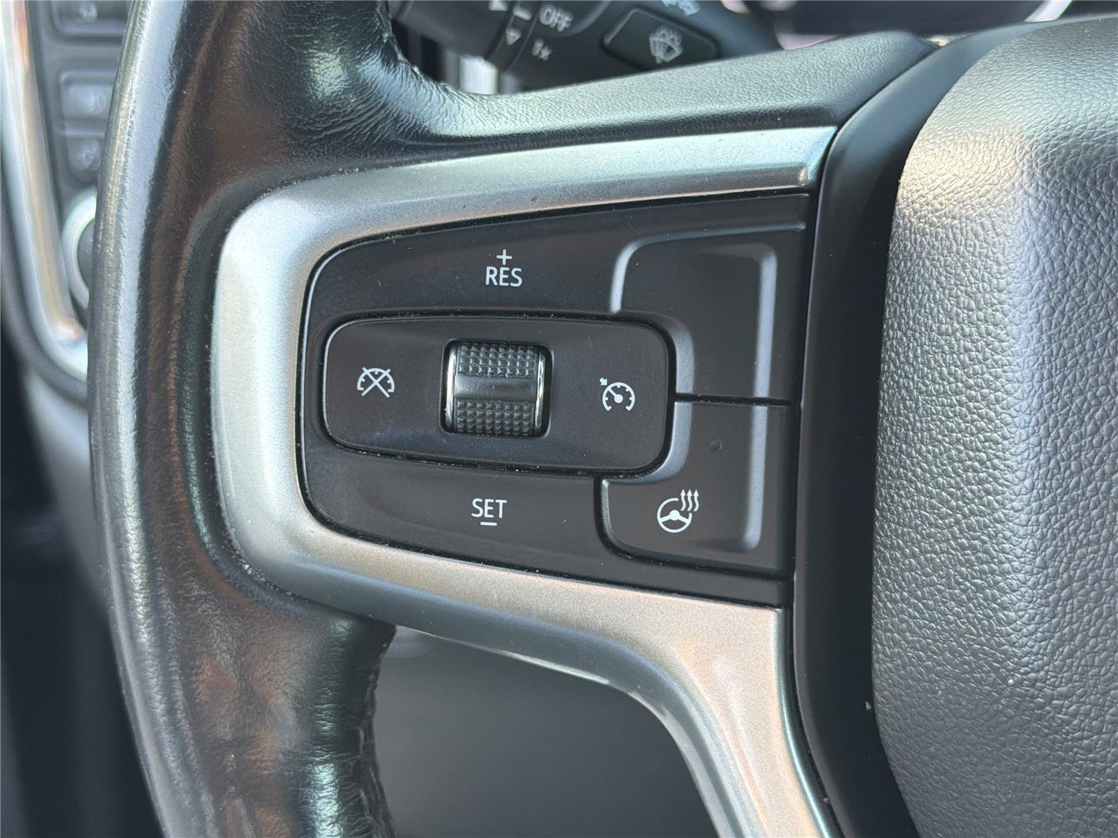 Used 2019 Chevrolet Silverado 1500 LT Trail Boss AWD/4WD image 24