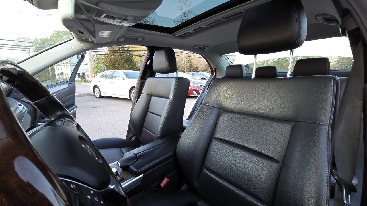 Used 2014 Mercedes-Benz E 350 4MATIC Sedan image 28
