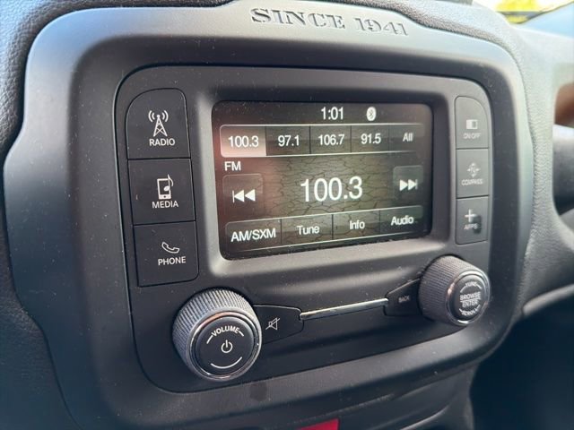 Used 2017 Jeep Renegade Trailhawk w/ Popular Equipment Group image 10