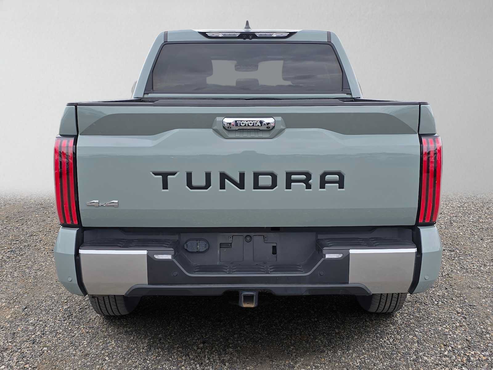 Used 2024 Toyota Tundra Limited AWD/4WD image 5