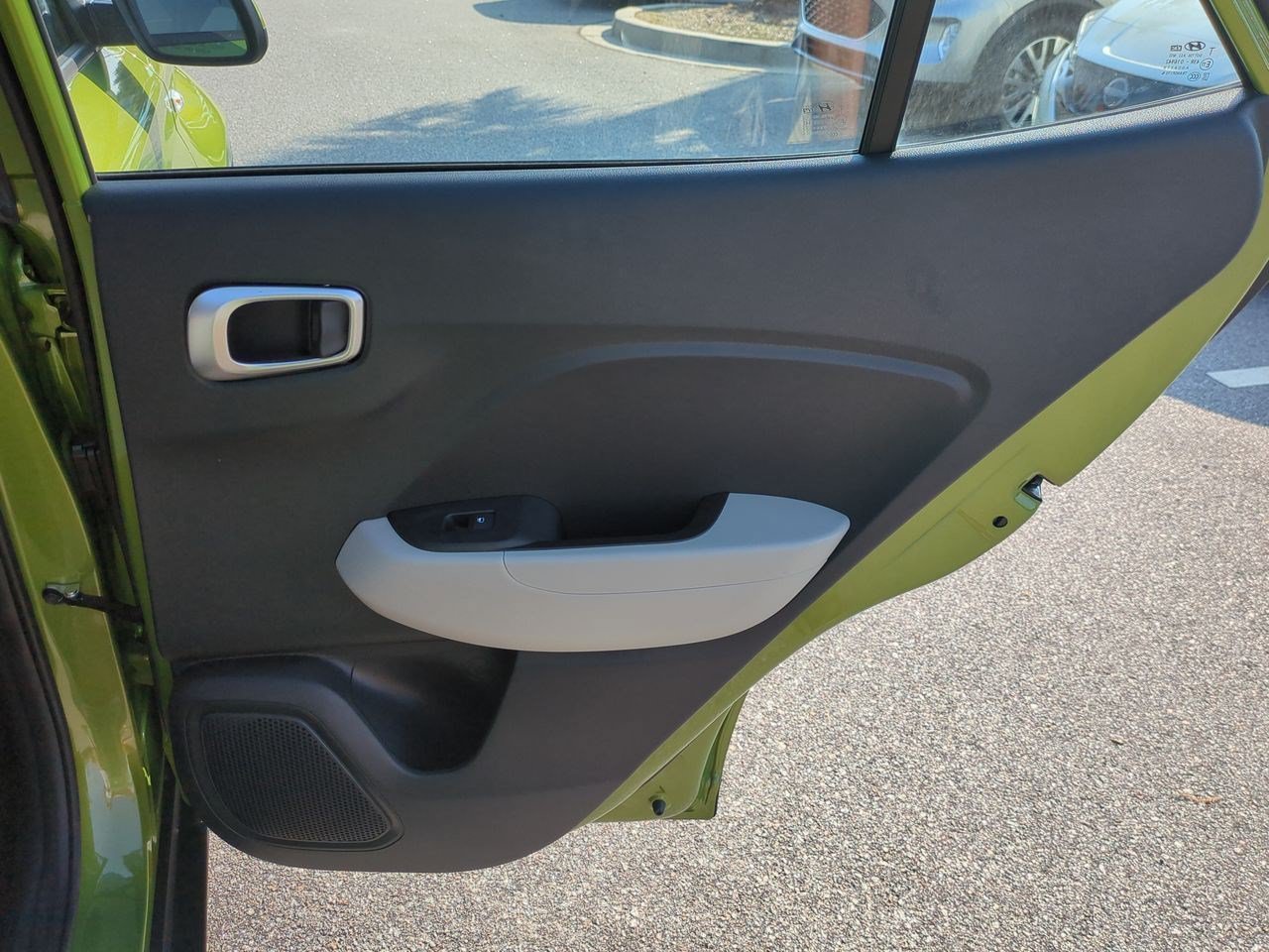 Used 2023 Hyundai Venue SEL FWD image 34