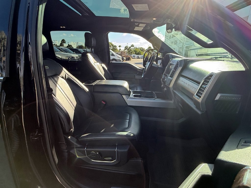 Used 2017 Ford F250 Platinum w/ Platinum Ultimate Package AWD/4WD image 17