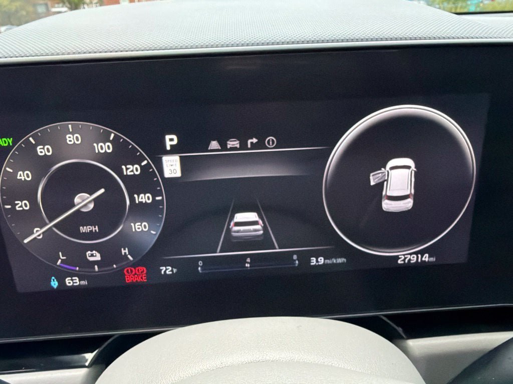Used 2023 Kia Niro Wind w/ Wind Preserve Package FWD image 18