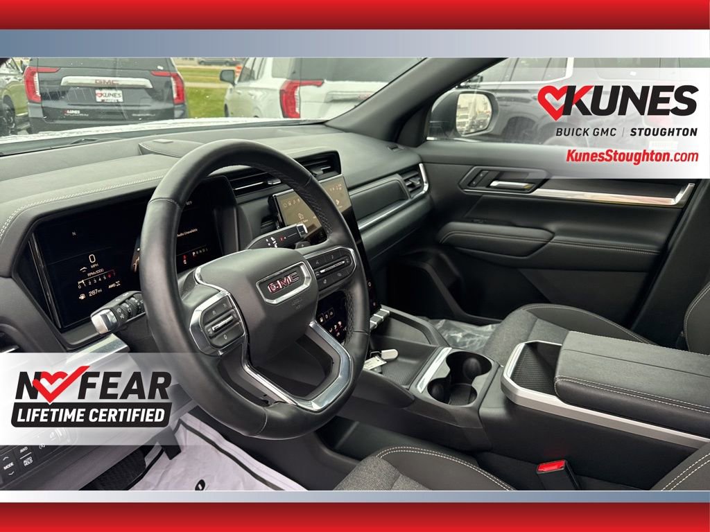 Used 2025 GMC Terrain Elevation image 16