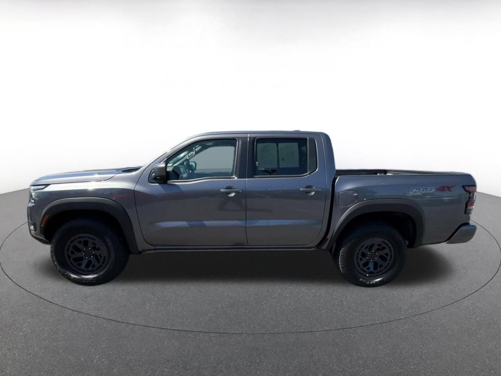 Used 2026 Nissan Frontier PRO-4X AWD/4WD image 8
