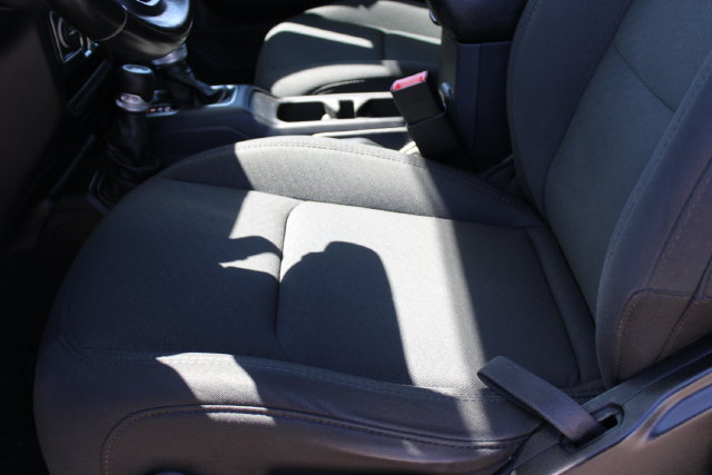 Used 2021 Jeep Wrangler Unlimited Sport AWD/4WD image 31