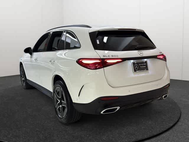 Used 2026 Mercedes-Benz GLC 300 4MATIC image 6