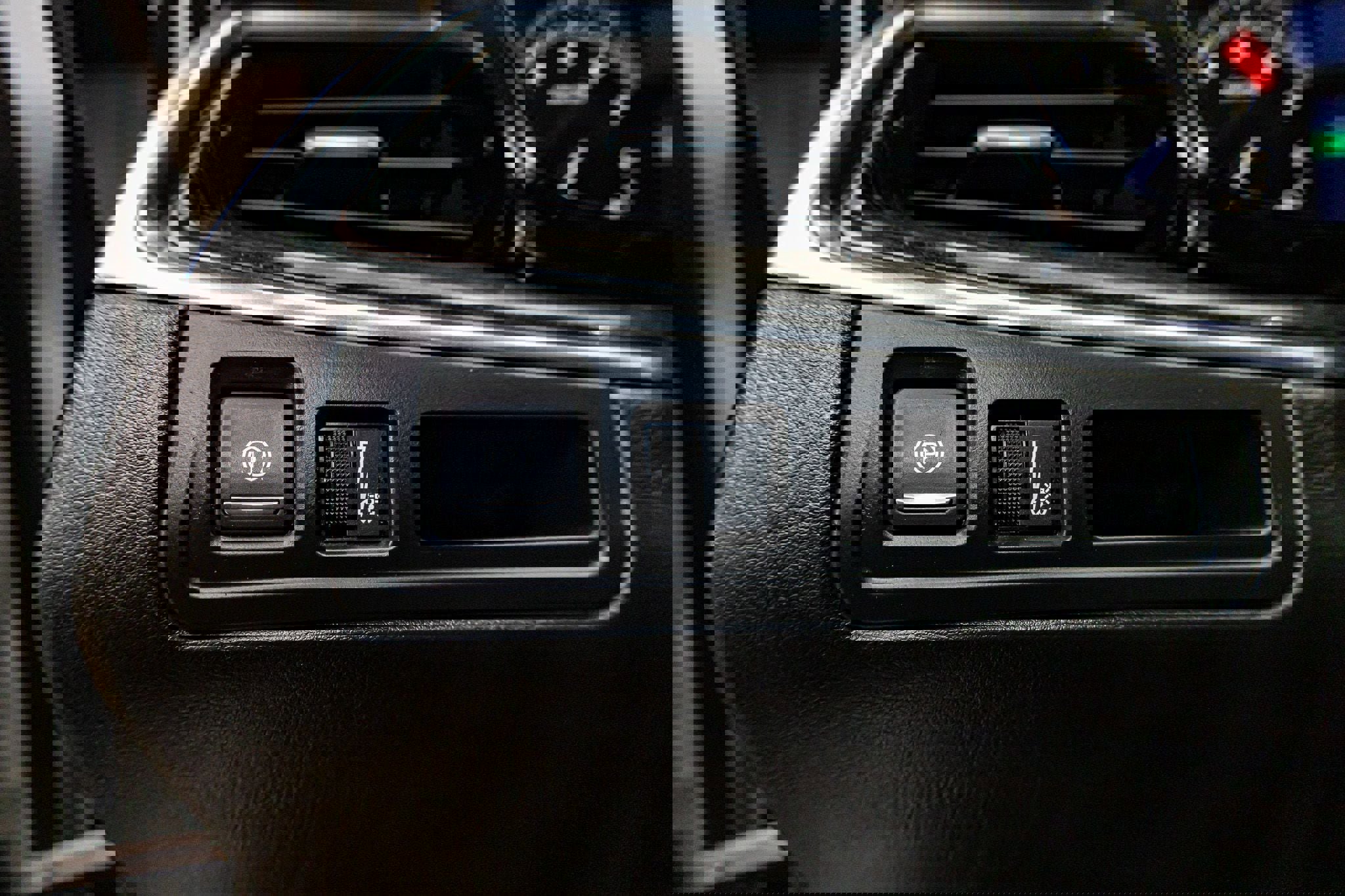 Used 2020 Cadillac XT5 Premium Luxury image 16